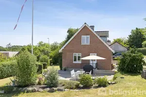 Villa på Ebeltoftvej 6, 8410 Rønde