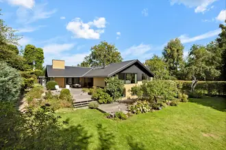 Villa på Fagerlunden 11, 2950 Vedbæk