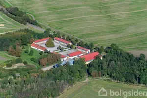 Landejendom på Louisendalvej 7, 9280 Storvorde