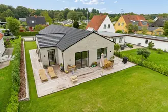 Villa på Nyvej 15, 3450 Allerød