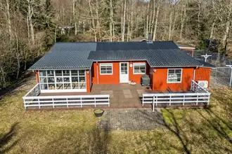 Fritidshus på Holmegårdsvej 8, Sorthat-Muleby, 3700 Rønne