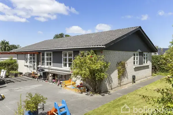 Villa på Søballevej 3, 5270 Odense N