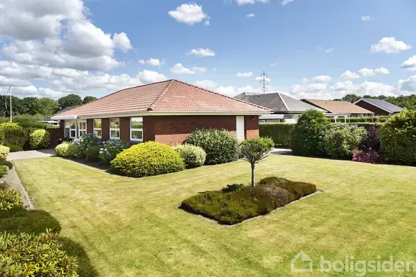 Villa på Hirsevangen 8, 6705 Esbjerg Ø