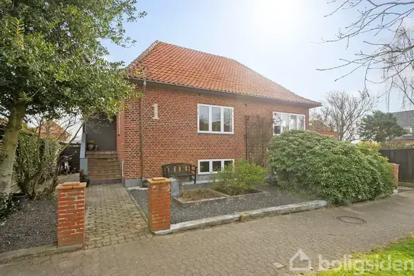 Villa på Holger Drachmanns Alle 1, 6700 Esbjerg