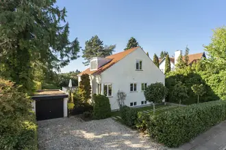 Villa på Skovholmvej 17, 2920 Charlottenlund