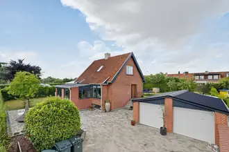 Villa på Monsunvej 13, 2660 Brøndby Strand