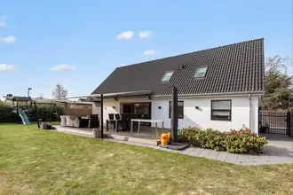 Villa på Åbuen 3, 2690 Karlslunde