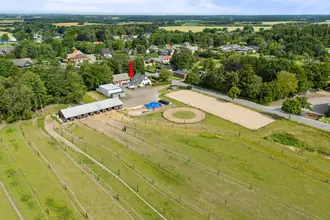 Landejendom på Hovedgaden 26, 7362 Hampen