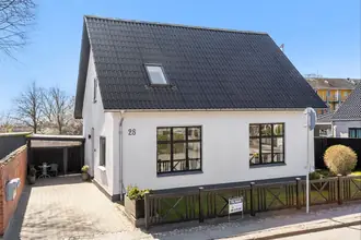 Villa på Lindholmsvej 28, 9400 Nørresundby