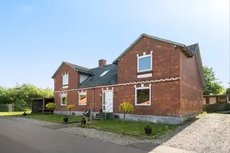 Villa på Jernbanevej 24, 7560 Hjerm