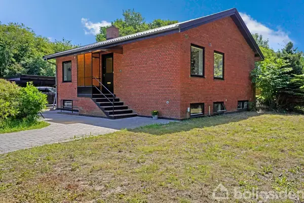 Villa på Suhrs Alle 12, 3520 Farum