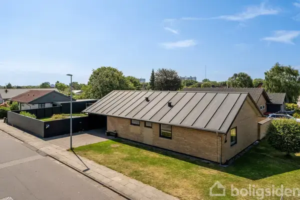 Villa på Tyttebærvej 2, 6715 Esbjerg N