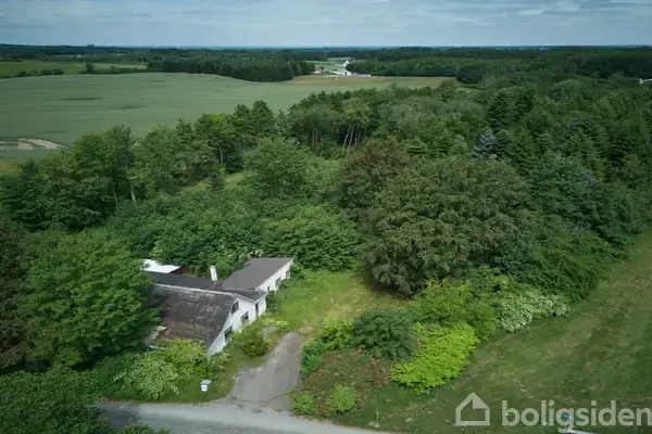 Landejendom på Tingerupvej 2, 4683 Rønnede