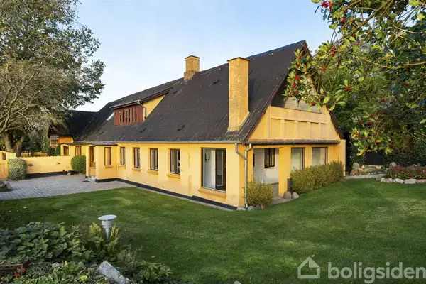 Villa på Råbylille Strandvej 15A, 4780 Stege