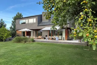 Villa på Drachmannsvej 10, 2930 Klampenborg