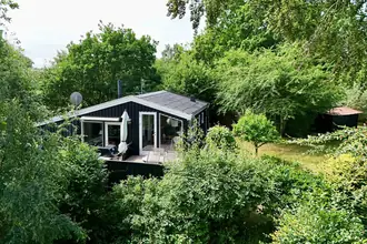Fritidshus på Mejløvej 6, Bønnerup Strand, 8585 Glesborg