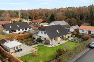 Villa på Midsommervej 11, 8600 Silkeborg