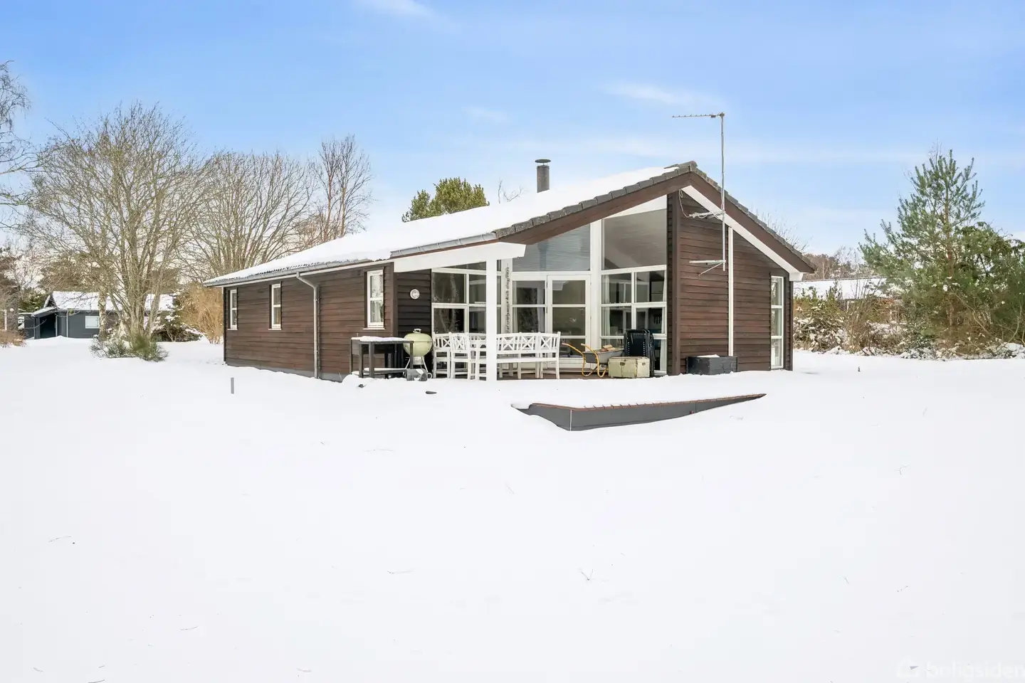 Flot sommerhus med kun 400 m til stranden