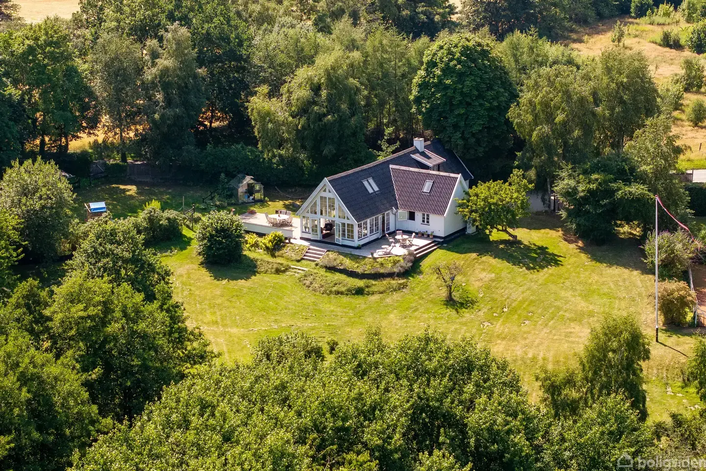 Landejendom på Holmenevej 25, 3140 Ålsgårde