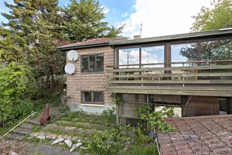 Villa på Randersvej 6, Følle, 8410 Rønde