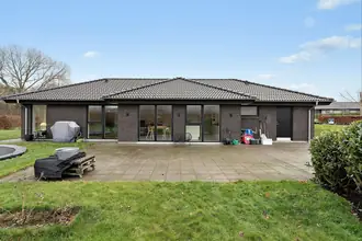 Villa på Stenløkkeparken 15, Otterup, 5450 Otterup