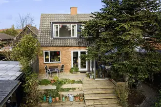 Villa på Fastings Allé 40, 4900 Nakskov