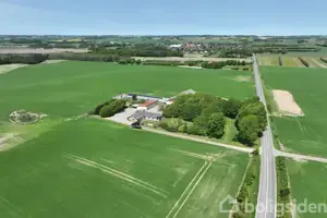 Landejendom på Brøndenvej 56, 9750 Østervrå