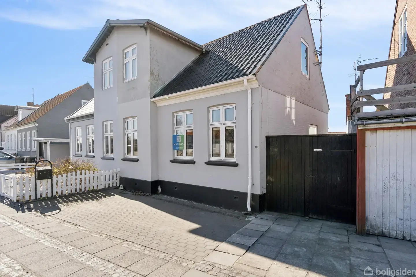 Rækkehus på Åkirkebyvej 16, 3700 Rønne