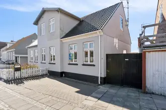 Rækkehus på Åkirkebyvej 16, Rønne, 3700 Rønne