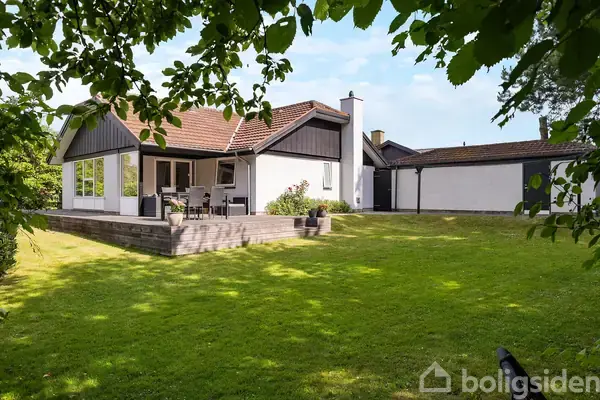Villa på Vårgyvelvej 3, 2690 Karlslunde