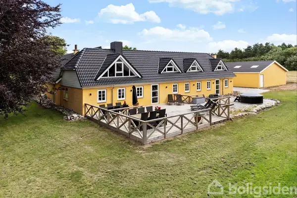 Landejendom på Præstevej 2, 7760 Hurup Thy