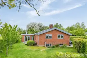 Villa på Skolesvinget 3, 4771 Kalvehave