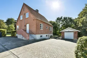 Landejendom på Øgelundvej 66, Øgelund, 7323 Give