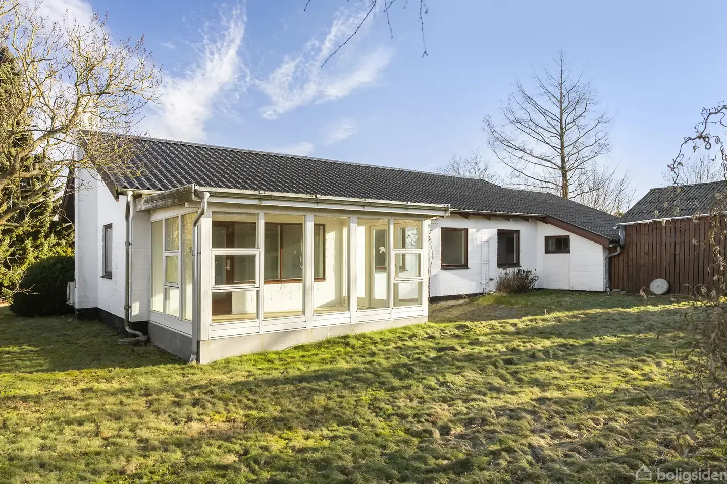 Villa i Vester Nebel med god garage og mange muligheder