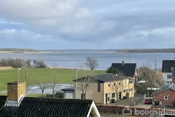 Helårsgrund på Jernbanegade 11, 9560 Hadsund