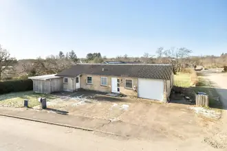 Villa på Hærvejen 285, Kollemorten, 7323 Give