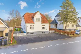 Villa på Lovbjergvej 4, Fangel, 5260 Odense S