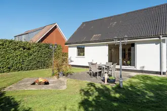 Villa på Kirkebyvej 2, Stauning, 6900 Skjern