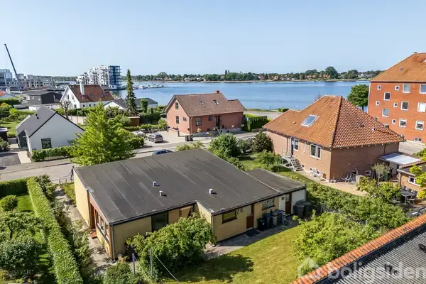 Villa på Strandvej 38, 4800 Nykøbing F