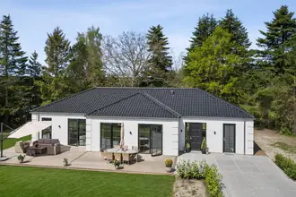 Villa på Stenhøjgårdsvej 5, 3460 Birkerød