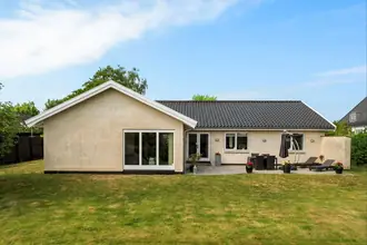 Villa på Lerchenborgvej 4, 2665 Vallensbæk Strand
