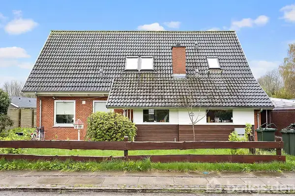 Villa på Fortvænget 1, 2650 Hvidovre