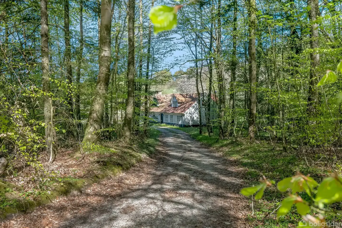 Landejendom på Bølling Skovvej 23, 6064 Jordrup