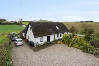 Villa på Nydamsvej 16, Frøbjerg, 5560 Aarup