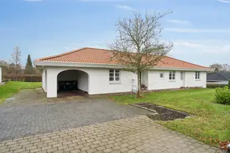 Villa på Rughøjvej 122, Bellinge, 5250 Odense SV