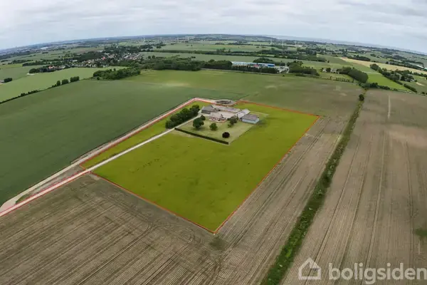 Landejendom på Assensvej 221, 5500 Middelfart