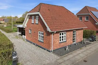 Villa på Stationsvej 3, Vejrup, 6740 Bramming