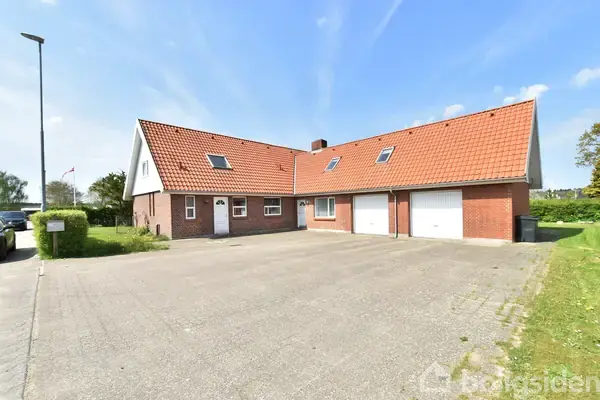 Villa på Kjærsgårdsvej 3, 7323 Give