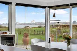 Villa på Fjordvejen 10, 7600 Struer