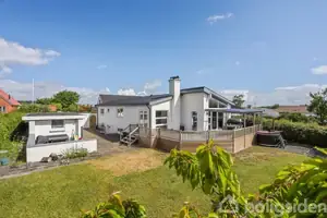 Villa på Violvej 4, 9670 Løgstør